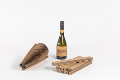 Flexi-Hex Triple Bottle Pinch Top Box Kit - £2.31 per box & sleeve combined - Image 4